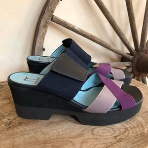 THIERRY RABOTIN Adjustable Soft Sole Sandals LIKE NEW!!
